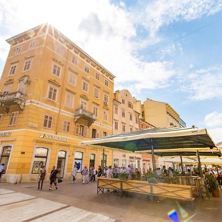 Apartment Opa Gold غييكا المظهر الخارجي الصورة