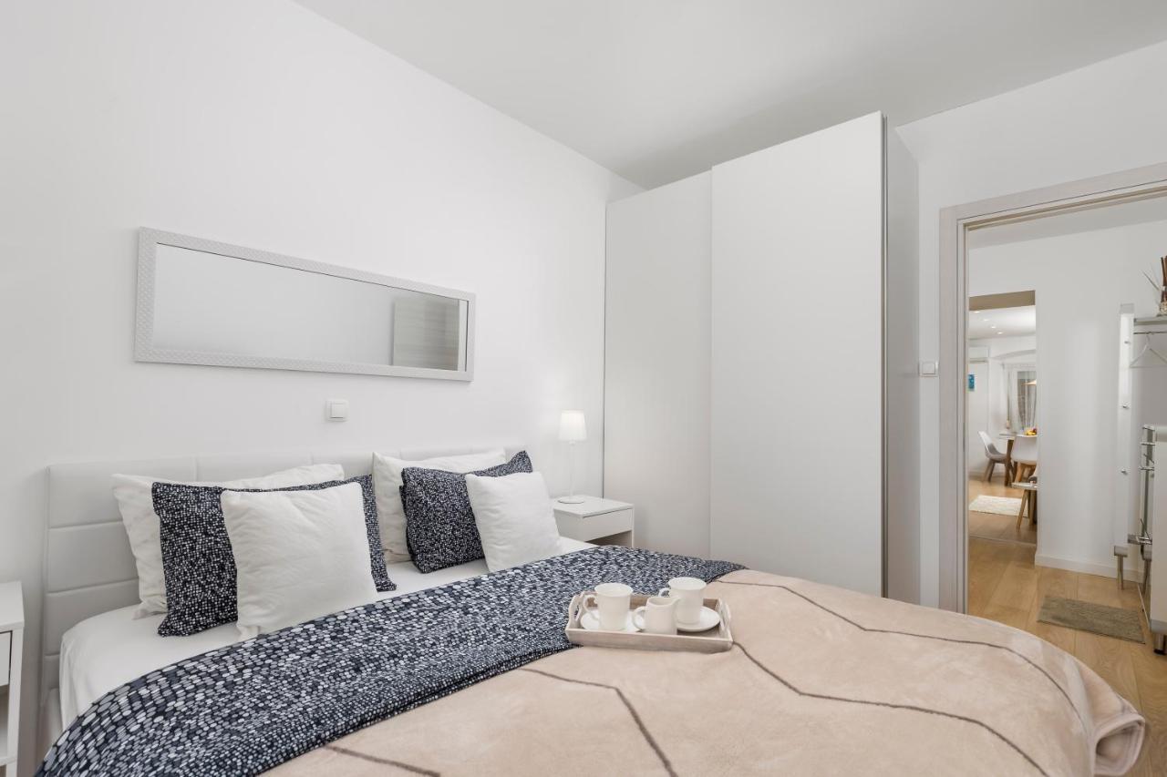 Apartment Opa Gold غييكا المظهر الخارجي الصورة