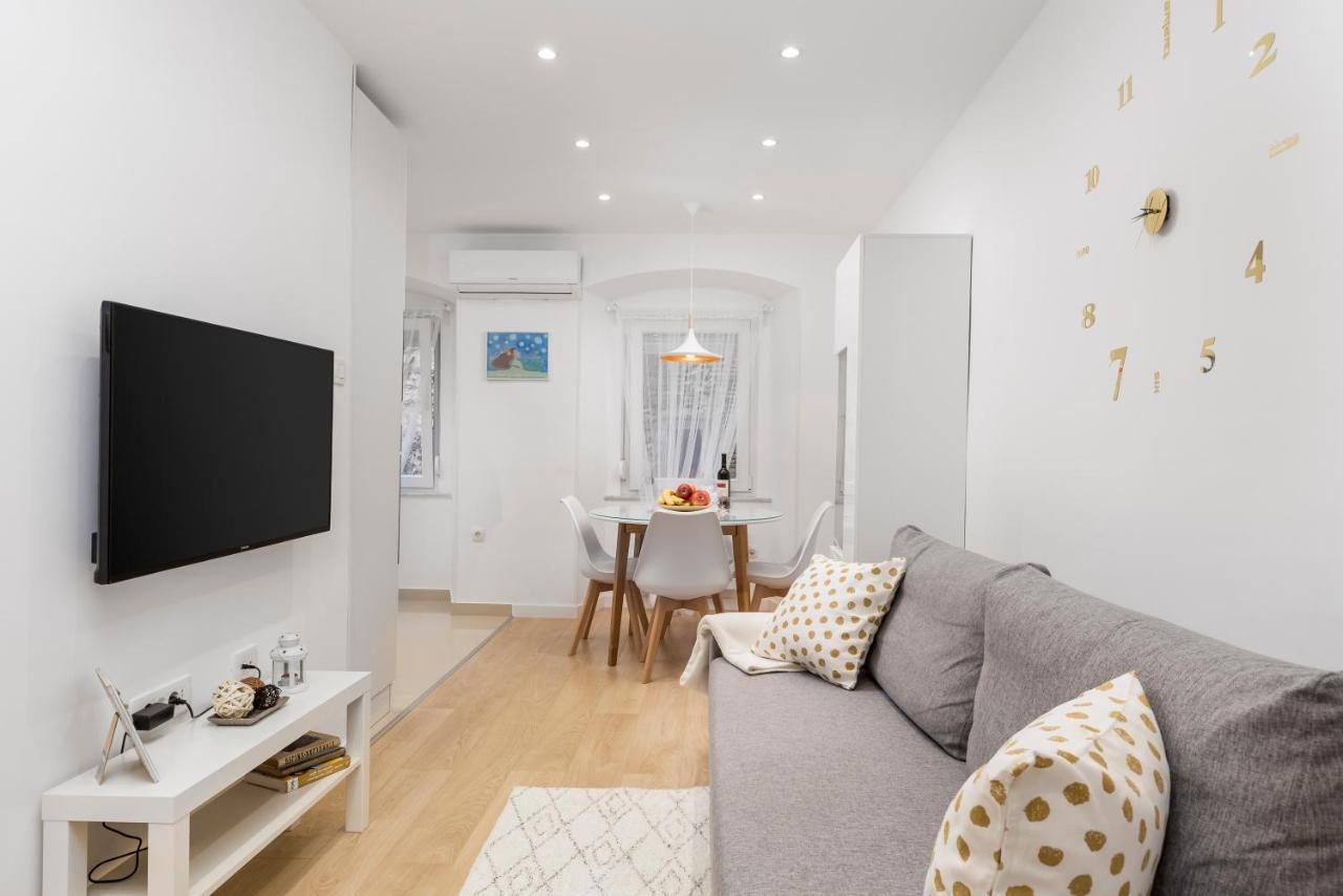 Apartment Opa Gold غييكا المظهر الخارجي الصورة