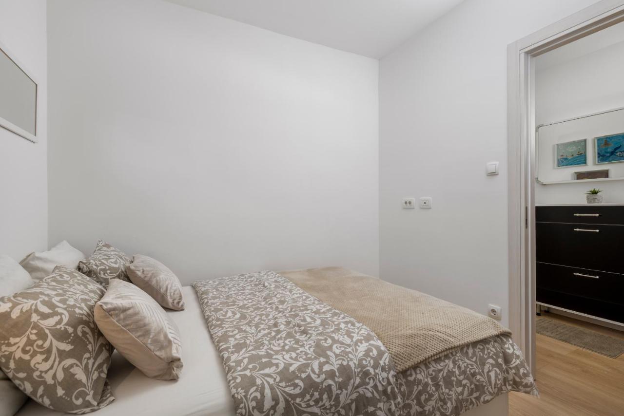 Apartment Opa Gold غييكا المظهر الخارجي الصورة