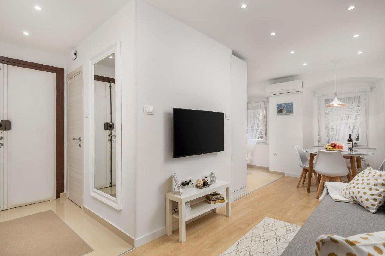 Apartment Opa Gold غييكا المظهر الخارجي الصورة
